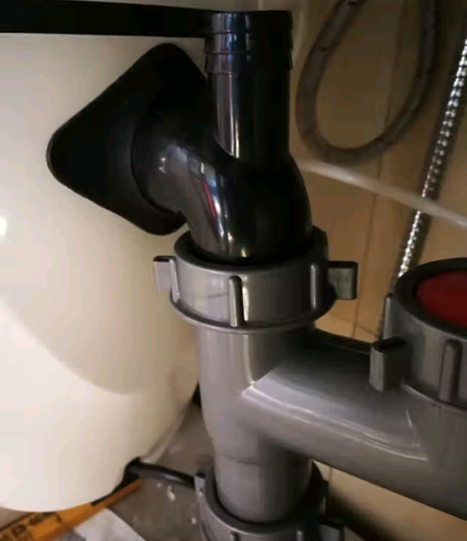 贝克巴斯垃圾处理器