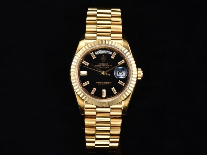 劳力士黑冰糖星期日志