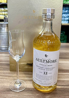 Whisky Life： 欧摩（AULTMORE）12年威士忌