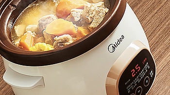 美的电炖锅，一键满足你对炖煮汤粥的所有期待！