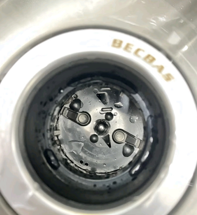 贝克巴斯垃圾处理器