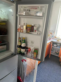 宿舍有个冰箱超级方便