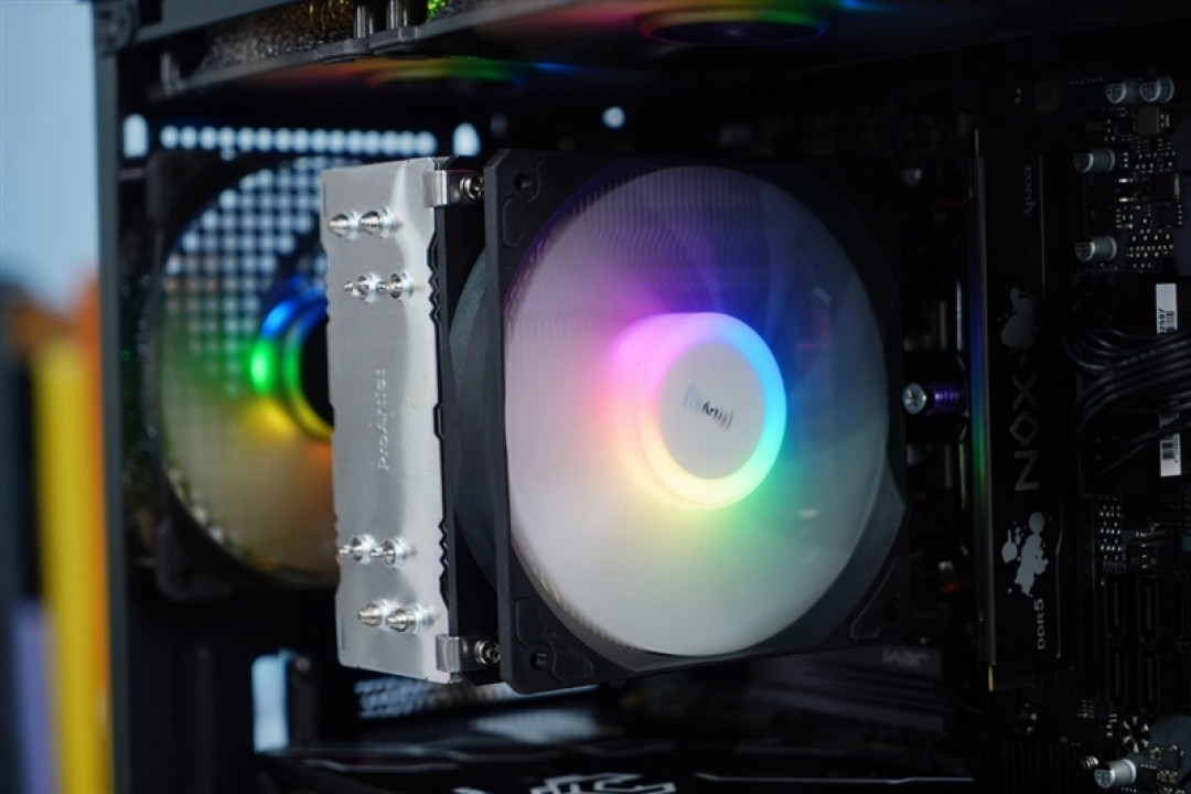AMD 锐龙 7 8700F 评测:游戏、AI 全方位战胜 i5-14400F