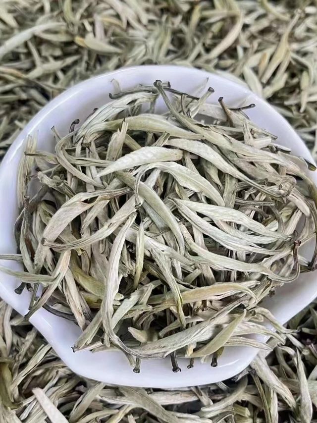 万元一斤茉莉花茶和百元一斤的，区别在哪 ？