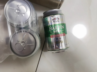 哈尔滨牌的小麦啤酒