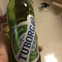 乐堡啤酒，想喝就喝。