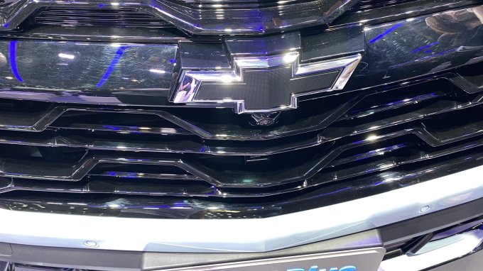 雪佛兰中型SUV