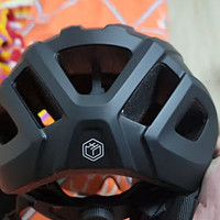 京东京造骑行头盔，你的安全伙伴！