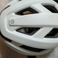 骑行者的头等舱——京东京造ZX21头盔，畅享破风之旅！🚴‍♀️