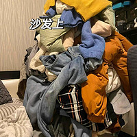 回家后衣服放哪里？别再扔沙发上了！学学日本人做法，干净又整洁