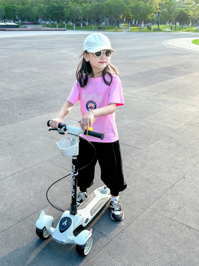 凤凰儿童滑板车怎么样 凤凰牌儿童3-18岁可折叠滑板车,仅需160元,劲爆