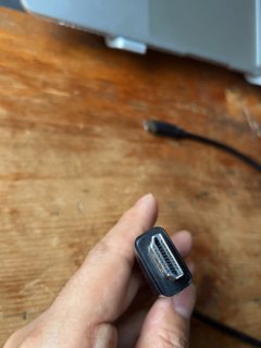 数据线非常好用，电脑识别很快，线很粗，用料扎实，大品牌，靠谱。