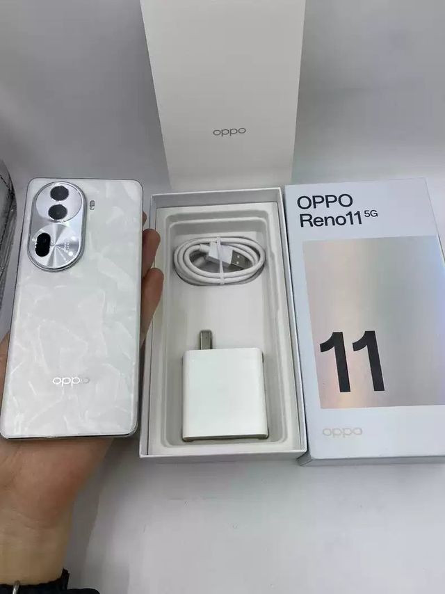 2000的OPPO Reno11基本没什么缺点了