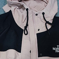 The North Face 1990经典女款冲锋衣