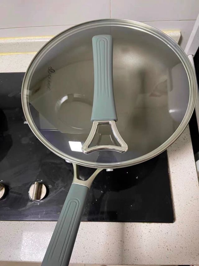 不粘锅，让你爱上烹饪