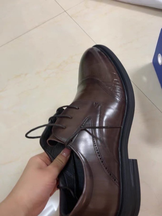 意尔康休闲皮鞋