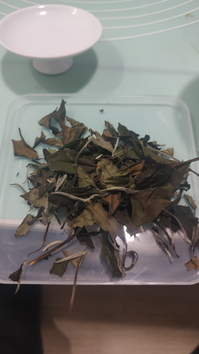 金馆长白茶