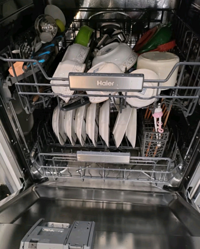 海尔嵌入式洗碗机