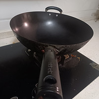 好用的苏泊尔大铁锅。