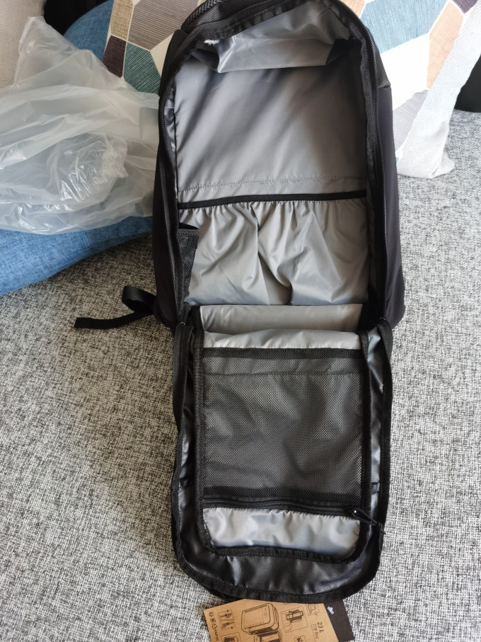 迪卡侬户外背包