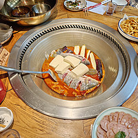 吃在哈尔滨，铁锅炖那是必须安排上的