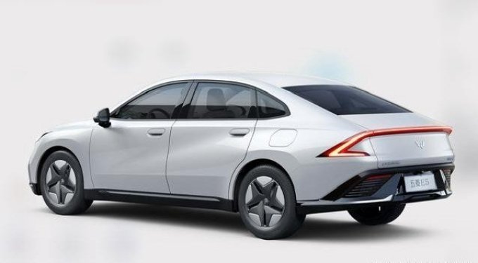上汽通用五菱新能源车