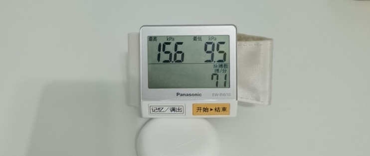 伴随我多年的松下血压仪EW-BW10使用心得。