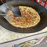 在天津商业街吃到了武汉的豆皮！