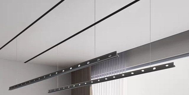 完全隐藏的智能晾衣架，还可以呼唤小爱进行控制。