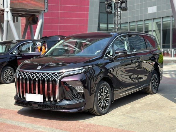 星海V9预售价格区间为17.99万-27.99万元，性价比出色，大尺寸车身也能够满足不同消费者的用车需求！