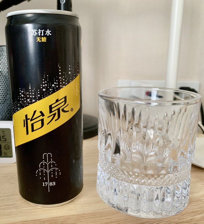 起泡饮用水
