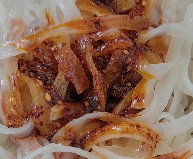 我相信没有女生不喜欢吃吃擀面皮的