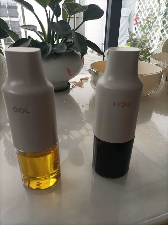 OOU自动开合油壶：厨房中的小巧思，让生活更美好