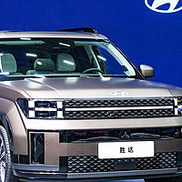 【北京车展】第五代胜达：创新设计与内饰升级的中大型SUV新星
