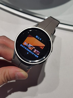 三星Galaxy Watch6 Classic，好也是挺好，但是有点太贵了