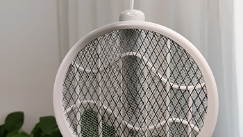夏日物理灭蚊还得是电蚊拍，告别蚊虫困扰！