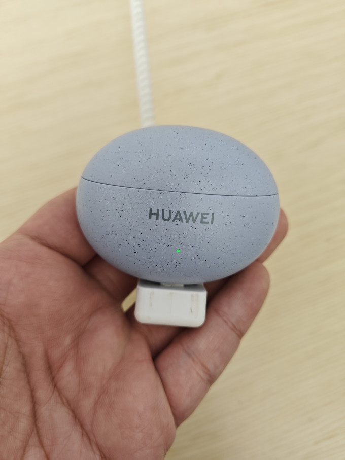 华为freebuds 5i 真无线蓝牙耳机