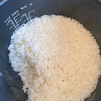 美的电饭煲，让米饭香飘四溢！