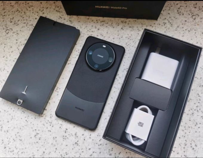 华为mate 60 pro其他智能手机怎么样 商务机中的典范!_什么值得买