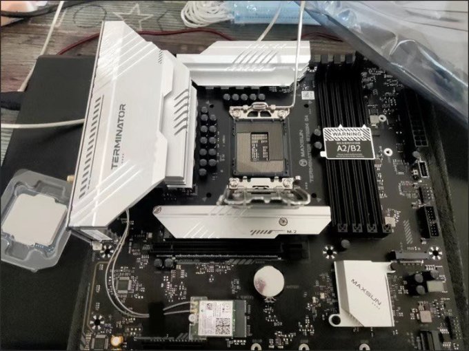 英特尔酷睿i5-12600kfcpu怎么样 i5-12600kf搭配华硕b760m-ayw wifi d