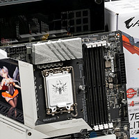 PC硬件及整机 篇九十九：颜值绝绝子，新款雕妹主板，B760M AORUS ELITE AX-P装机分享