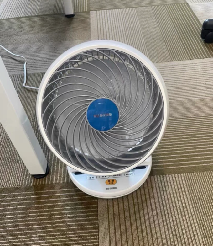 爱丽思电风扇怎么样 9090!买回来被老妈夸爆了._什么值得买