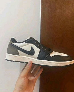 「摩卡」AJ1 Low 