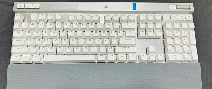 海盗船k70光轴键盘