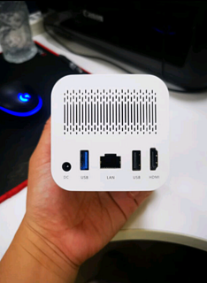 当贝 超级电视盒子MAX1 网络机顶盒 双频WiFi6 千兆网口 6G+64G 投屏HDR10 8K解码 炫酷灵动屏