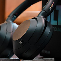 索尼ULT WEAR重低音头戴式降噪耳机：澎湃低音，一键开启