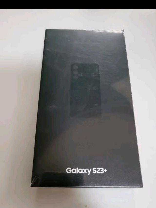 三星 SAMSUNG Galaxy S23+ 第二代骁龙8移动平台 120Hz高刷 8GB+512GB 悠远黑 5G长续航游戏手机