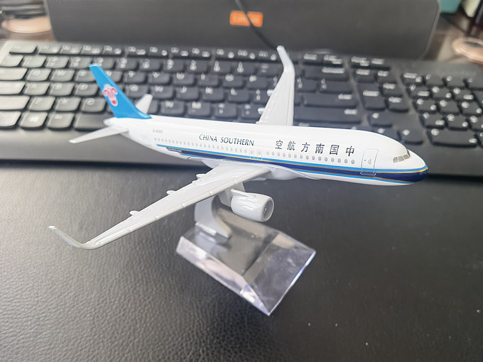 中国南方航空飞机模型