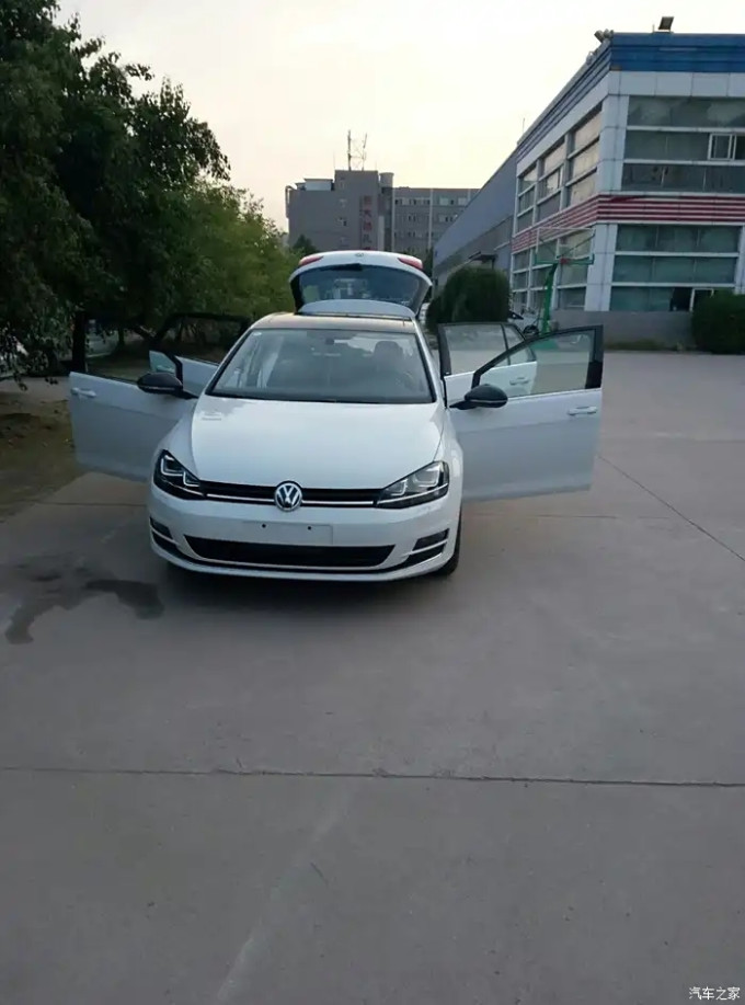 雅鞍车用座垫