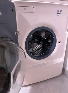 小吉洗衣机 10+10KG智能滚筒洗烘套装 热泵式烘干机+智能变频全自动洗衣机靓彩pro 上烘下洗 